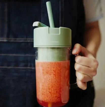 Portable USB Rechargeable Mini Blender Bottle – Personal Juicer for Smoothies & Fresh Juice